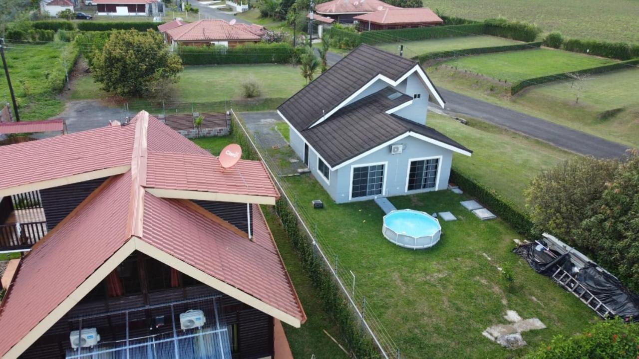 Casa De Las Rosas Volcan Arenal La Fortuna Exterior photo